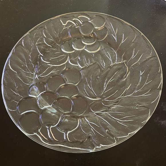 Indonesia Clear Cut Glass Dinner Plates and Bowls in Grape motif - Picture 6 of 9